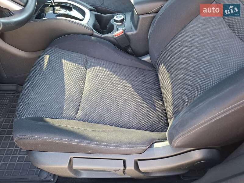 Внедорожник / Кроссовер Nissan Qashqai 2017 в Киеве
