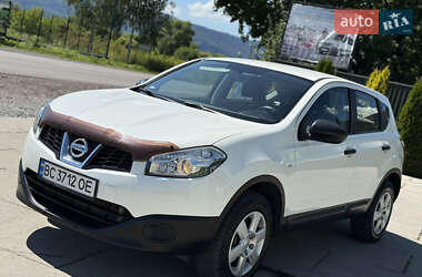 Позашляховик / Кросовер Nissan Qashqai 2013 в Хусті