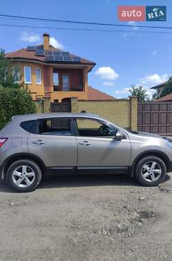 Внедорожник / Кроссовер Nissan Qashqai 2013 в Харькове