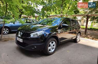 Внедорожник / Кроссовер Nissan Qashqai 2010 в Днепре