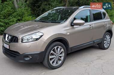 Внедорожник / Кроссовер Nissan Qashqai 2012 в Луцке