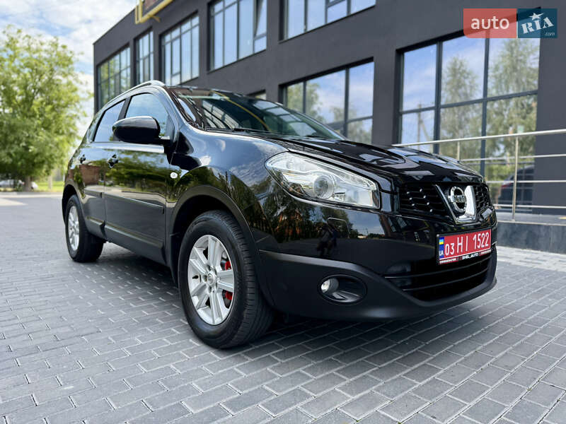 Внедорожник / Кроссовер Nissan Qashqai 2010 в Полтаве