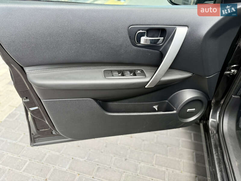 Внедорожник / Кроссовер Nissan Qashqai 2010 в Полтаве