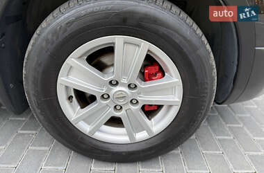 Позашляховик / Кросовер Nissan Qashqai 2010 в 