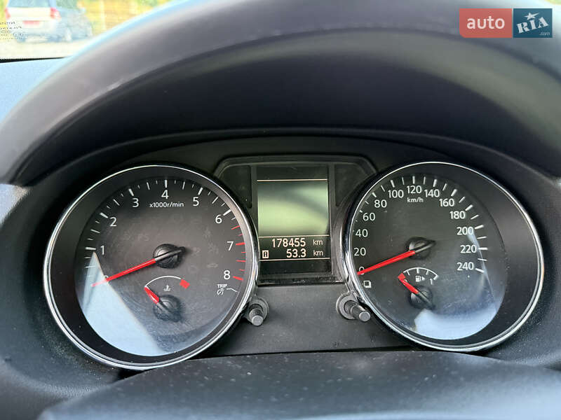 Позашляховик / Кросовер Nissan Qashqai 2010 в Вінниці