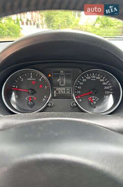 Внедорожник / Кроссовер Nissan Qashqai 2013 в 
