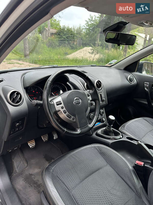 Позашляховик / Кросовер Nissan Qashqai 2013 в Білогородці