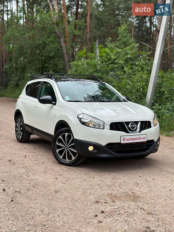 Позашляховик / Кросовер Nissan Qashqai 2013 в Білогородці