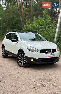 Внедорожник / Кроссовер Nissan Qashqai 2013 в 