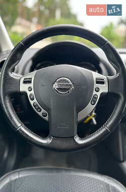 Внедорожник / Кроссовер Nissan Qashqai 2013 в 