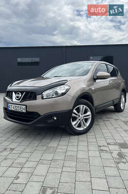 Позашляховик / Кросовер Nissan Qashqai 2011 в Коломиї