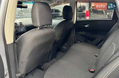 Позашляховик / Кросовер Nissan Qashqai 2011 в 