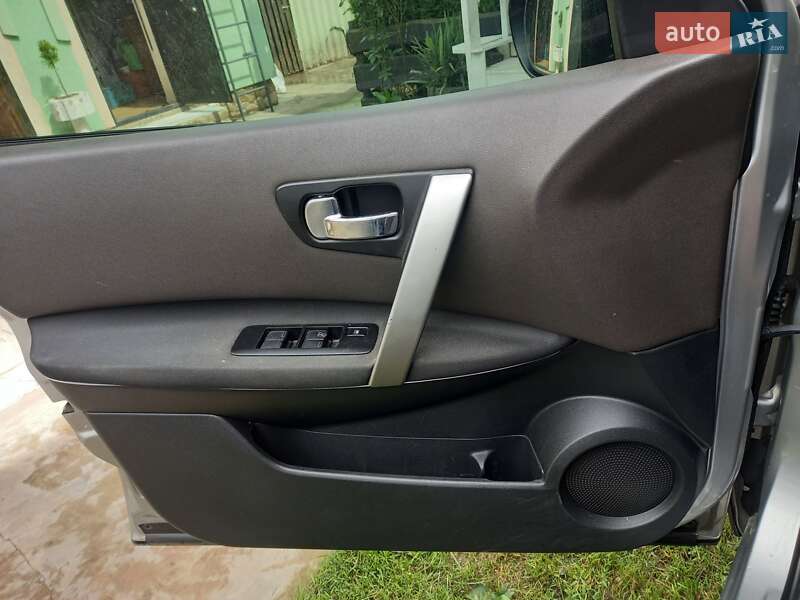 Позашляховик / Кросовер Nissan Qashqai 2008 в Львові фото 21 Позашляховик / Кросовер Nissan Qashqai 2008 в Львові