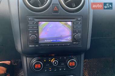 Внедорожник / Кроссовер Nissan Qashqai 2012 в 