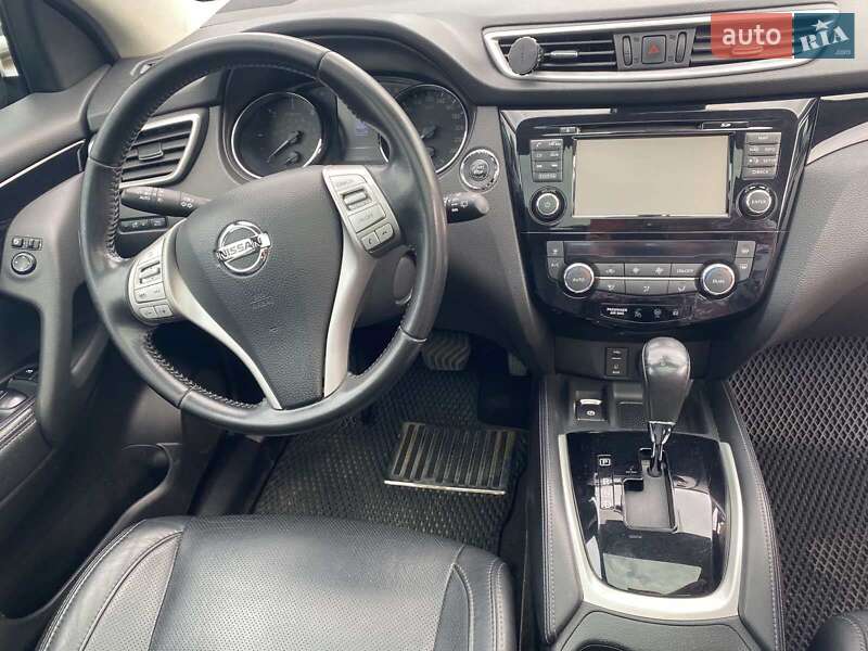 Позашляховик / Кросовер Nissan Qashqai 2017 в Києві