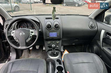 Внедорожник / Кроссовер Nissan Qashqai 2010 в 