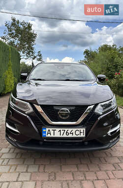 Позашляховик / Кросовер Nissan Qashqai 2017 в 