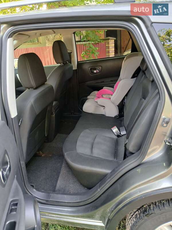 Внедорожник / Кроссовер Nissan Qashqai 2011 в Хмельницком