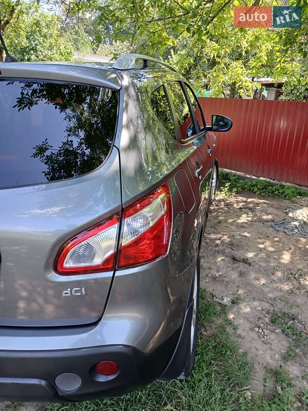 Внедорожник / Кроссовер Nissan Qashqai 2011 в Хмельницком