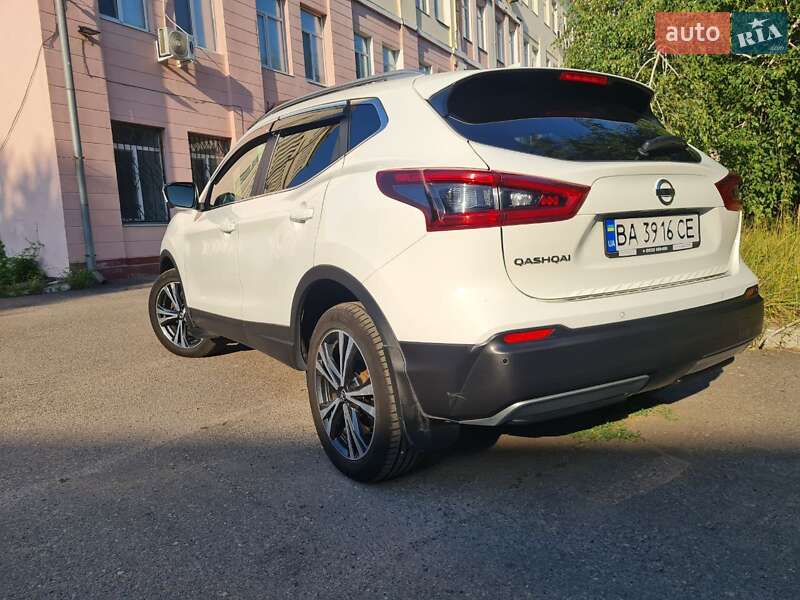 Внедорожник / Кроссовер Nissan Qashqai 2019 в Днепре