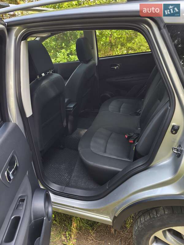 Позашляховик / Кросовер Nissan Qashqai 2010 в Тернополі