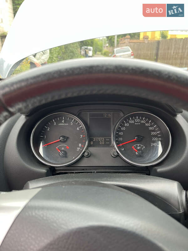 Позашляховик / Кросовер Nissan Qashqai 2012 в Києві фото 14 Позашляховик / Кросовер Nissan Qashqai 2012 в Києві