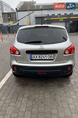 Позашляховик / Кросовер Nissan Qashqai 2008 в 