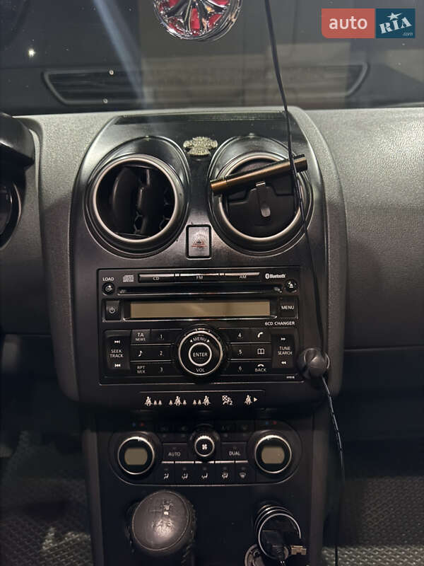 Внедорожник / Кроссовер Nissan Qashqai 2008 в Ужгороде