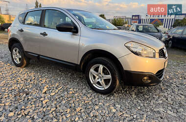 Позашляховик / Кросовер Nissan Qashqai 2011 в Львові