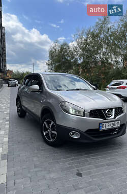 Внедорожник / Кроссовер Nissan Qashqai 2012 в Полтаве