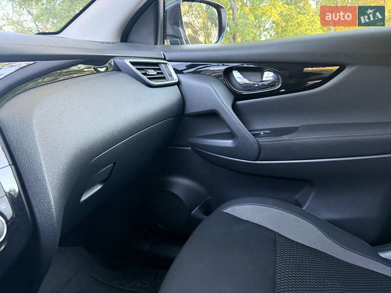 Внедорожник / Кроссовер Nissan Qashqai 2021 в Кропивницком