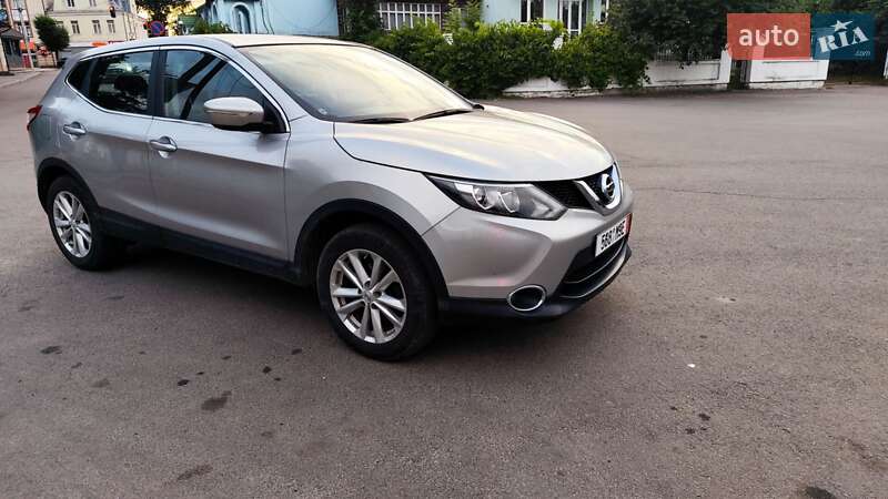 Внедорожник / Кроссовер Nissan Qashqai 2014 в Владимире