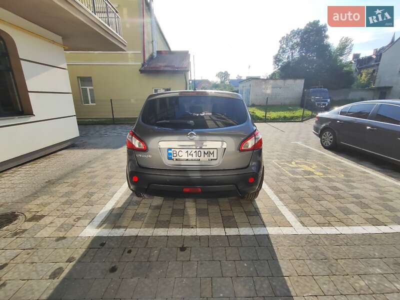 Внедорожник / Кроссовер Nissan Qashqai 2011 в Мостиске