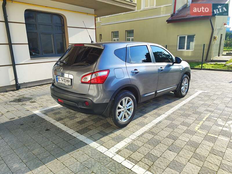 Внедорожник / Кроссовер Nissan Qashqai 2011 в Мостиске