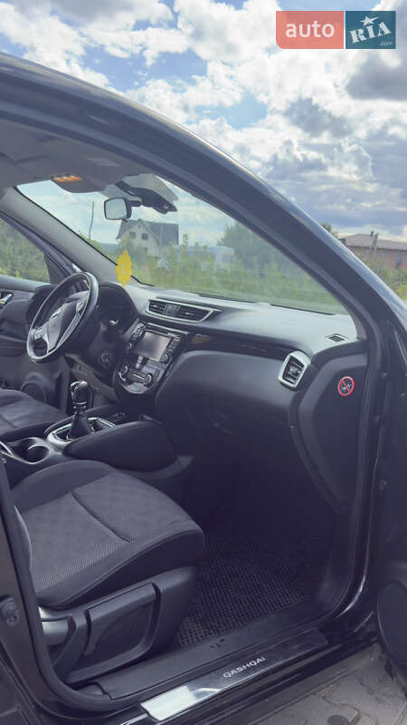 Внедорожник / Кроссовер Nissan Qashqai 2015 в Яворове
