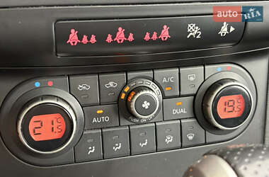 Внедорожник / Кроссовер Nissan Qashqai 2010 в 