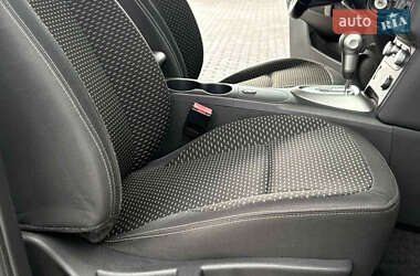 Внедорожник / Кроссовер Nissan Qashqai 2010 в 