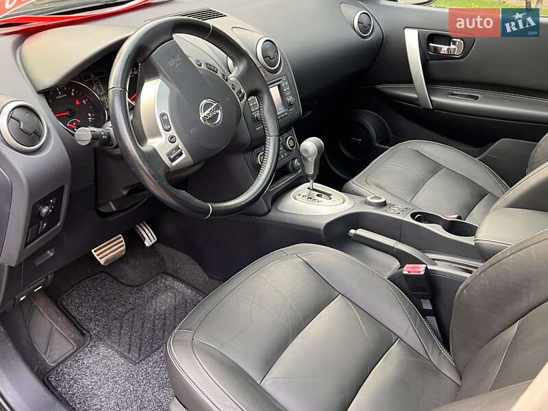 Внедорожник / Кроссовер Nissan Qashqai 2010 в Черновцах