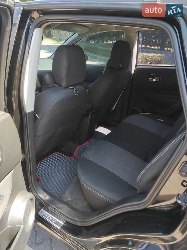 Внедорожник / Кроссовер Nissan Qashqai 2010 в Миргороде