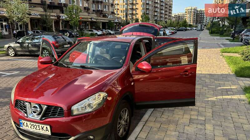 Внедорожник / Кроссовер Nissan Qashqai 2012 в Киеве