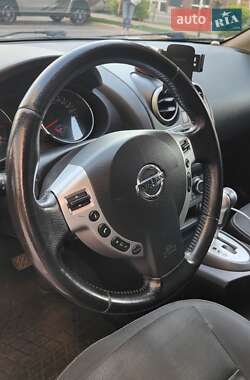 Внедорожник / Кроссовер Nissan Qashqai 2012 в 