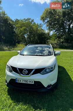 Внедорожник / Кроссовер Nissan Qashqai 2015 в Хмельницком