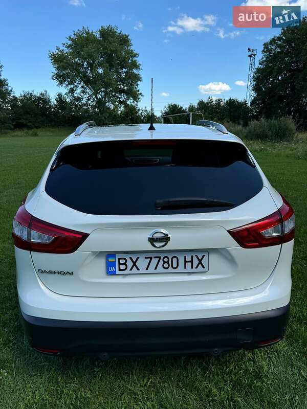 Позашляховик / Кросовер Nissan Qashqai 2015 в Хмельницькому