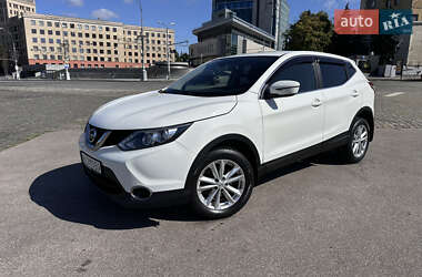 Внедорожник / Кроссовер Nissan Qashqai 2016 в Харькове