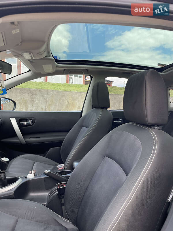 Внедорожник / Кроссовер Nissan Qashqai 2010 в Хмельницком