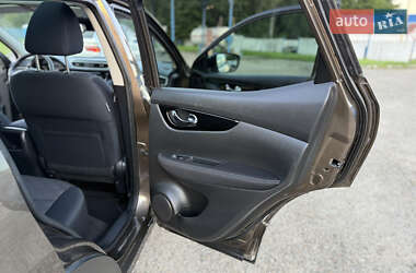 Внедорожник / Кроссовер Nissan Qashqai 2014 в 
