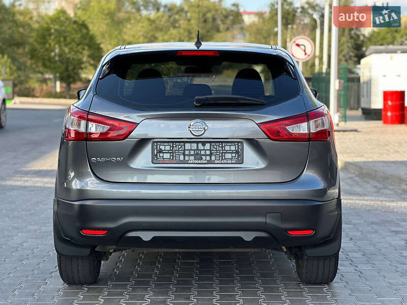Внедорожник / Кроссовер Nissan Qashqai 2017 в Днепре