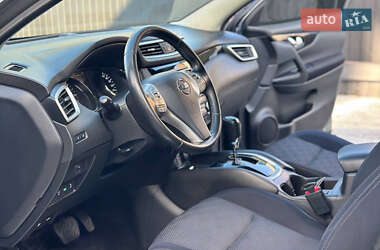 Позашляховик / Кросовер Nissan Qashqai 2017 в 