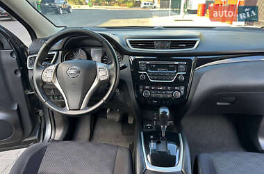 Позашляховик / Кросовер Nissan Qashqai 2017 в 