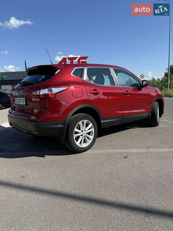 Внедорожник / Кроссовер Nissan Qashqai 2016 в Киеве